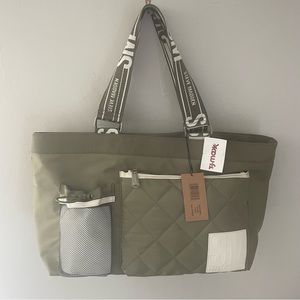 Sporty Steve Madden Green Tote